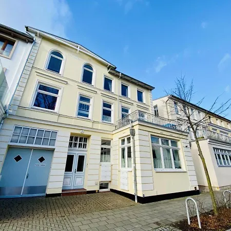 Apartment Warnesonne *